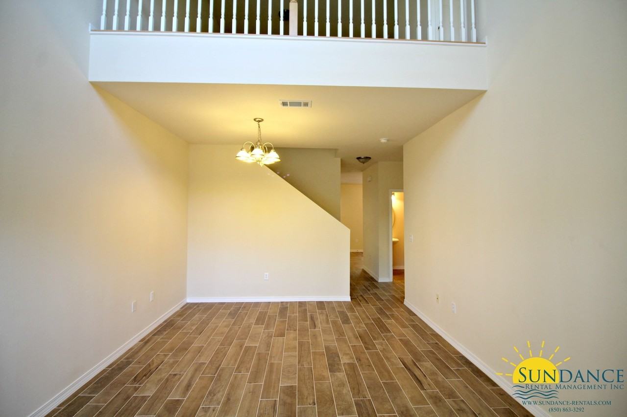 1547 Bentley Cir - Photo 2 of 16