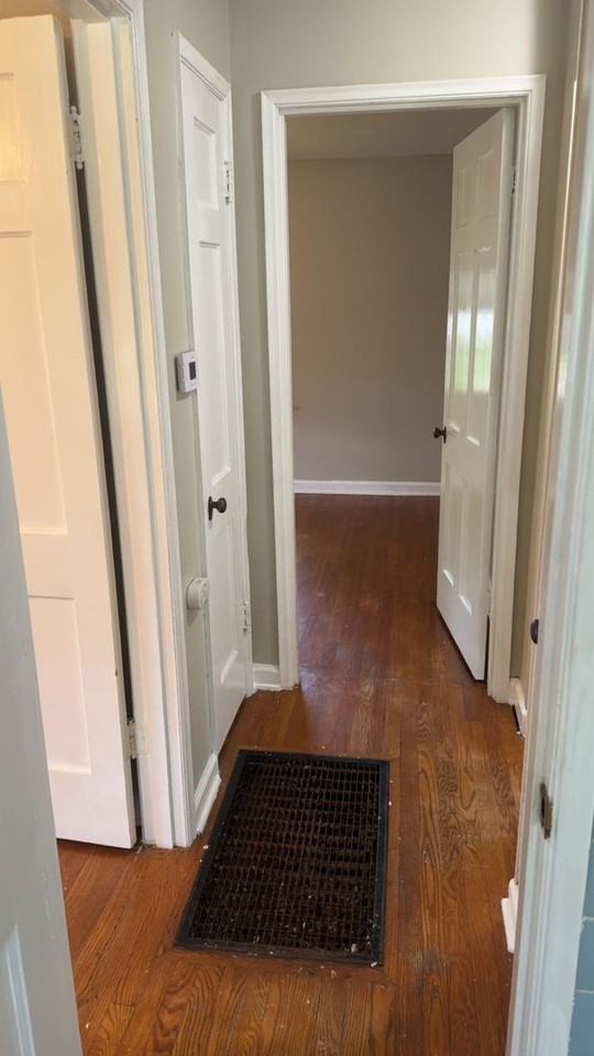 1906 Bainbridge Dr - Photo 6 of 18