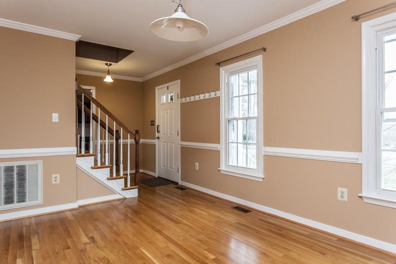 12414 Pomfret Ct - Photo 2 of 20