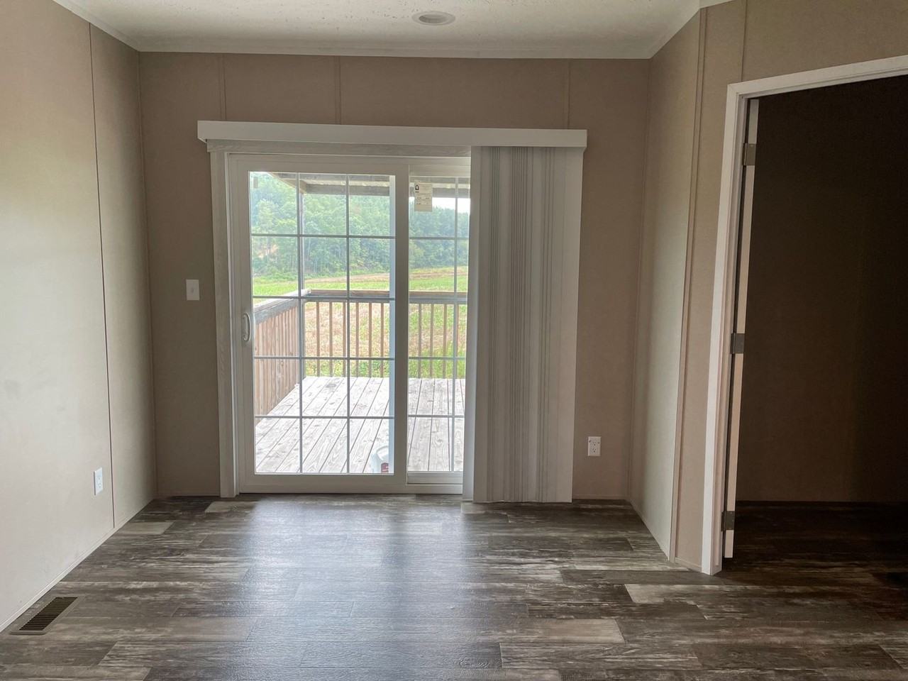 5536 Conelson Rd - Photo 7 of 23