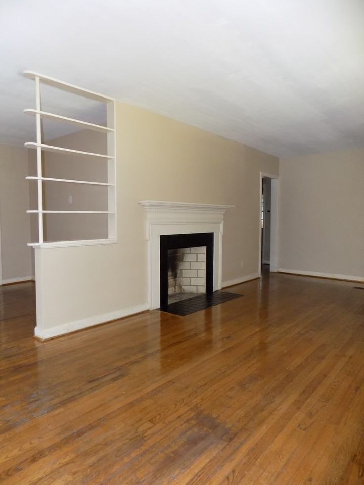 507 Dogwood St - Photo 4 of 22