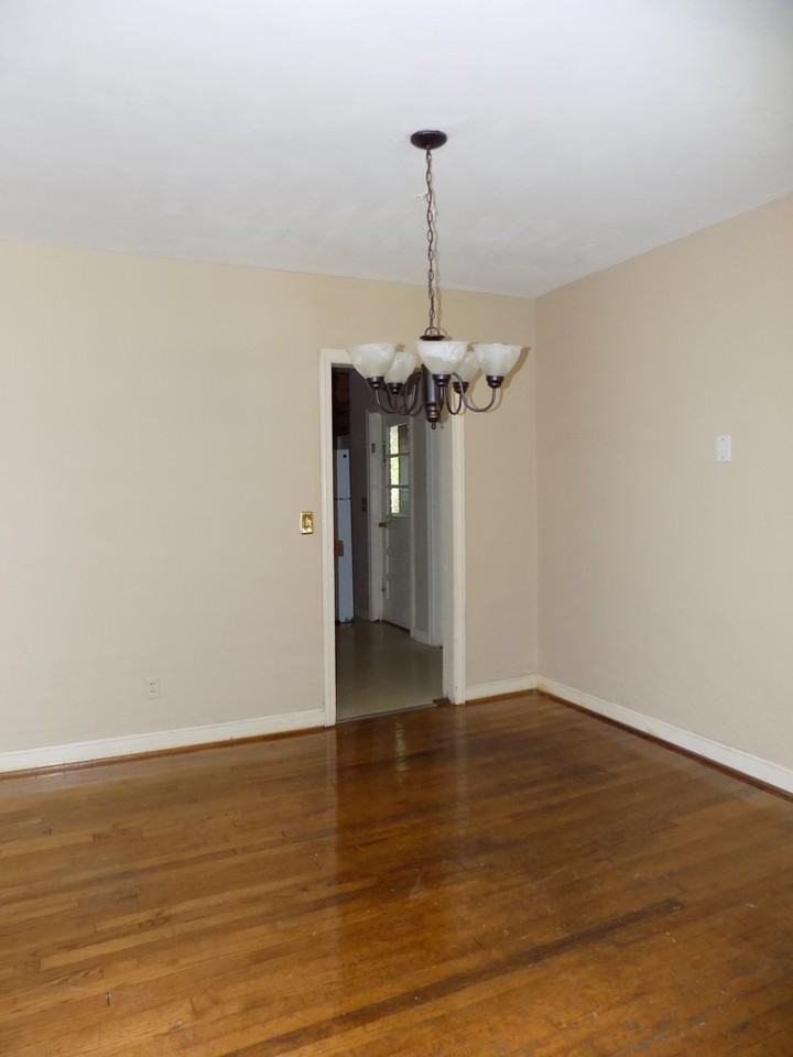 507 Dogwood St - Photo 5 of 22