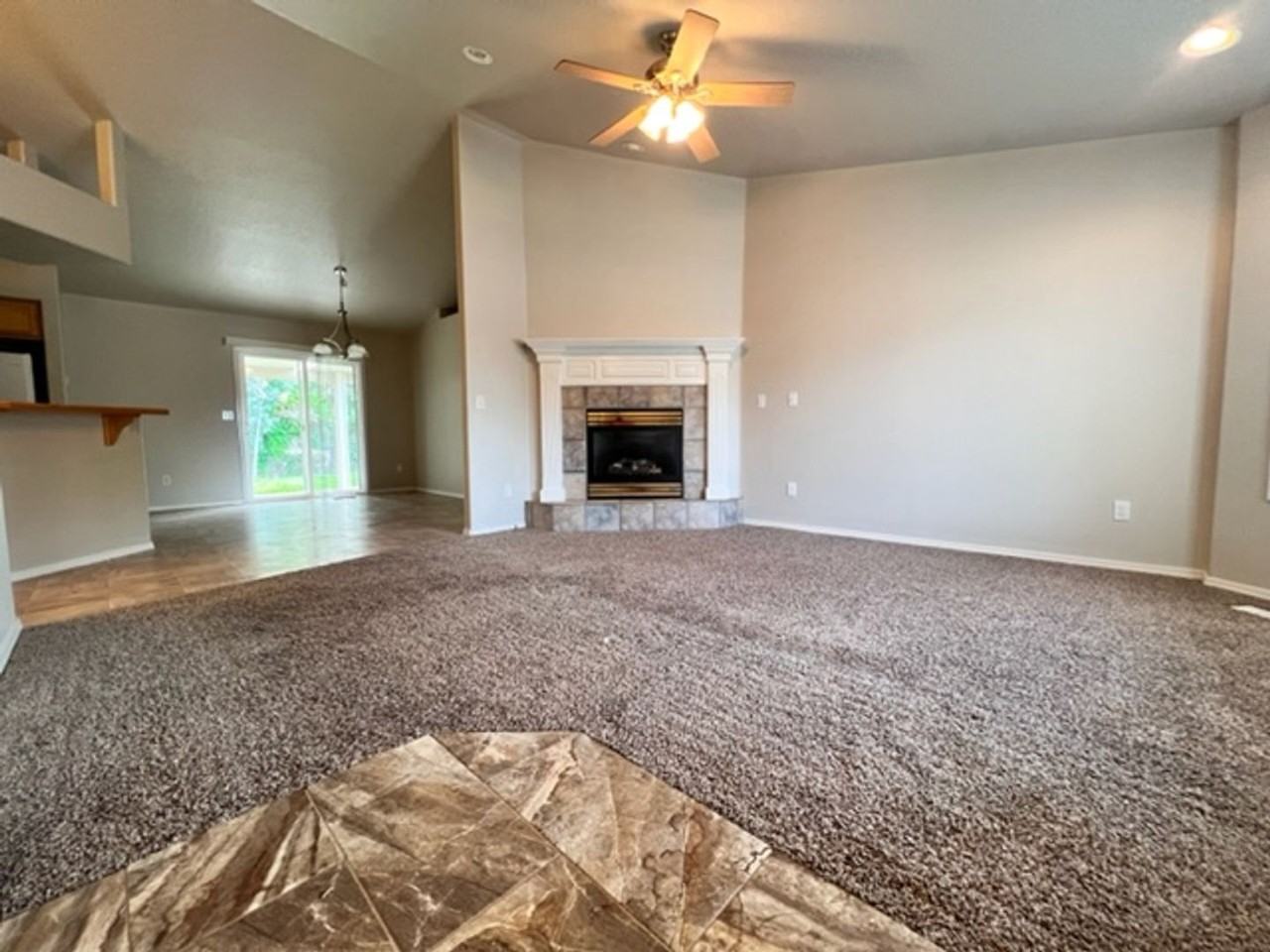 13037 W Peachleaf Ct - Photo 4 of 25