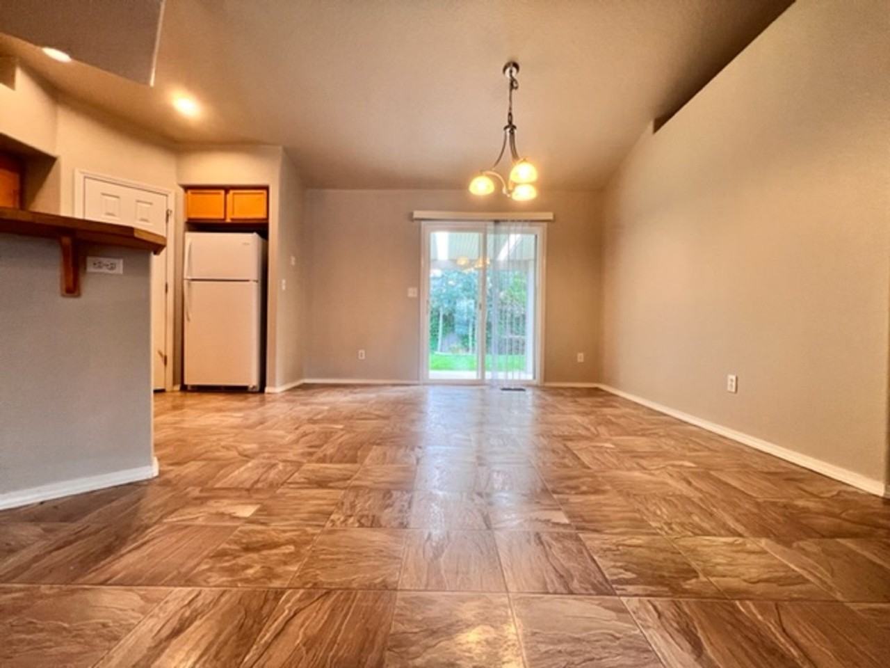13037 W Peachleaf Ct - Photo 6 of 25