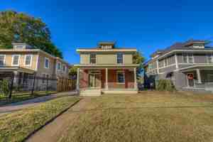 featured image of 1270 Peach Ave