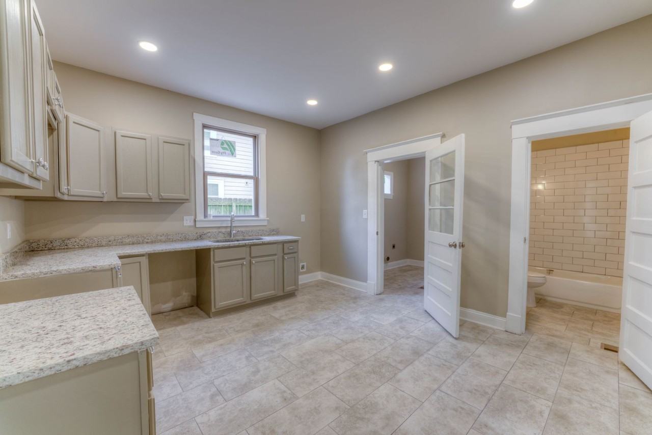 1270 Peach Ave - Photo 4 of 25