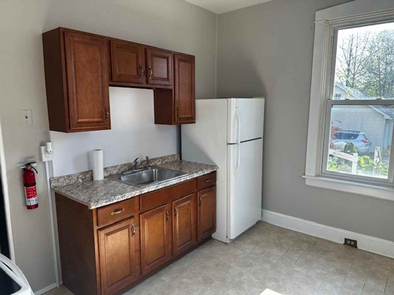 1232 Creek Rd - Photo 3 of 22