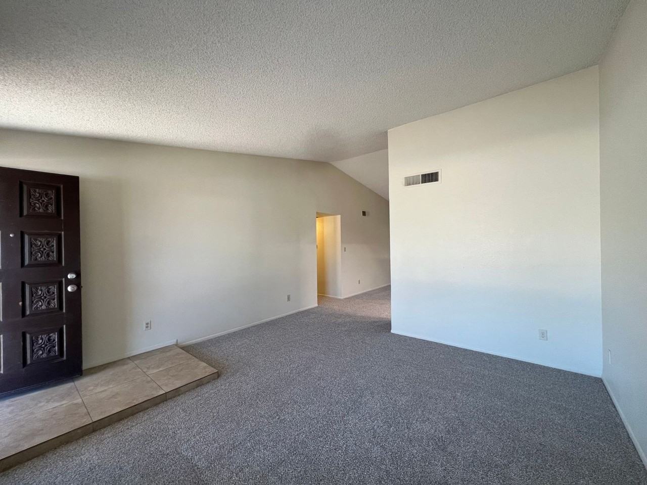 563 W Los Lagos Vista Ave - Photo 3 of 27