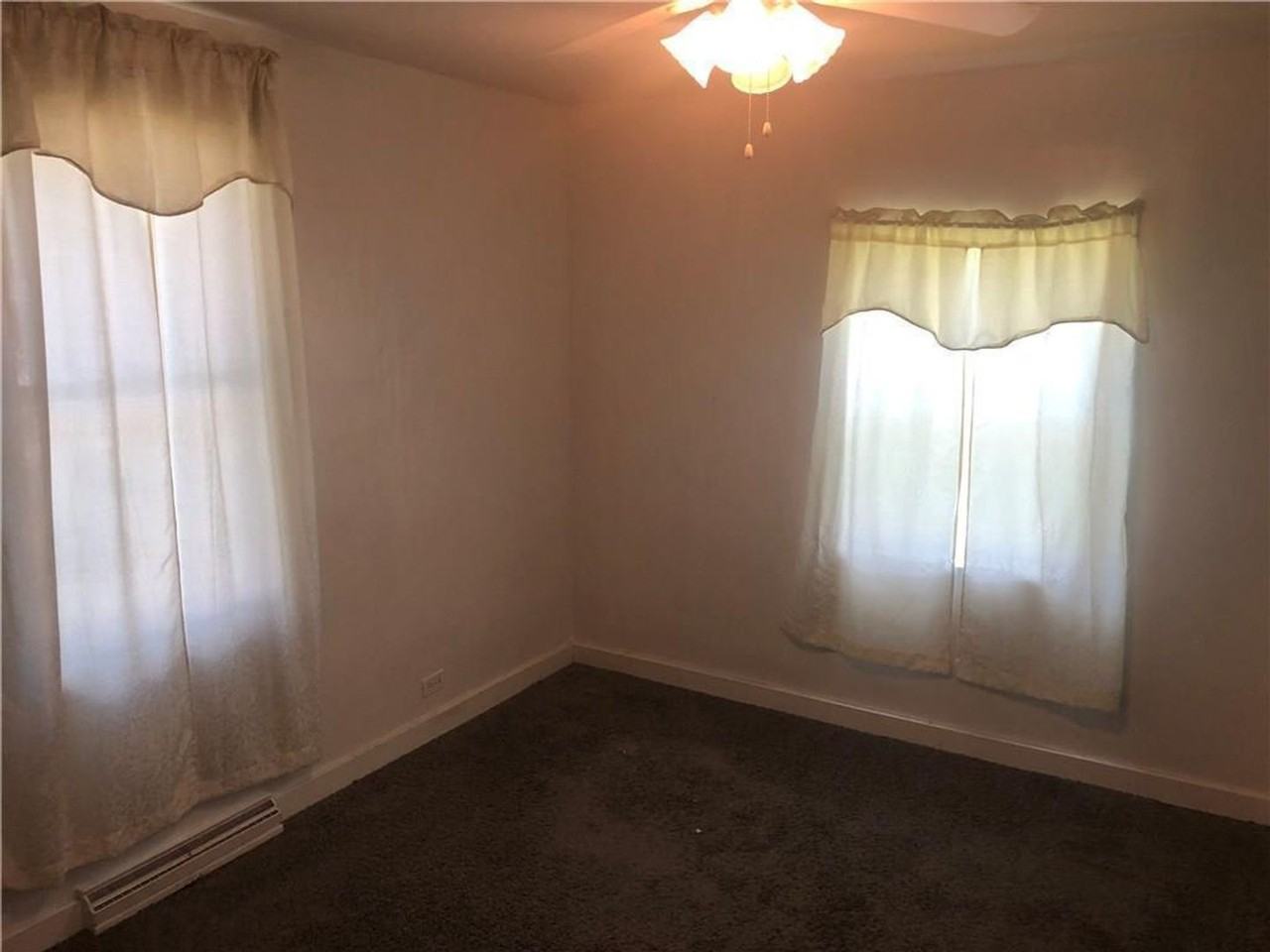 1035 N Alvey St - Photo 6 of 8