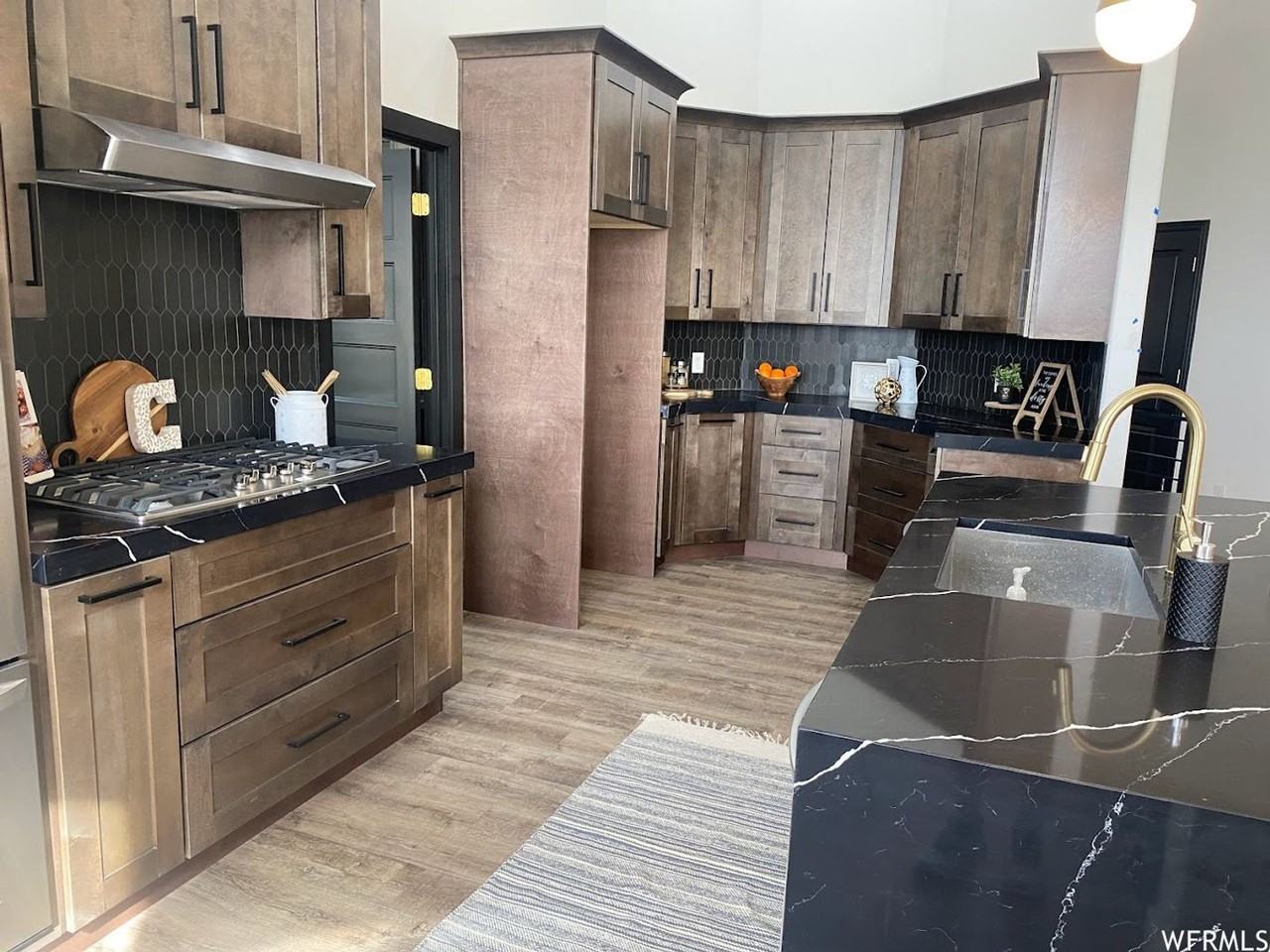 926 Fremont Rd - Photo 5 of 43