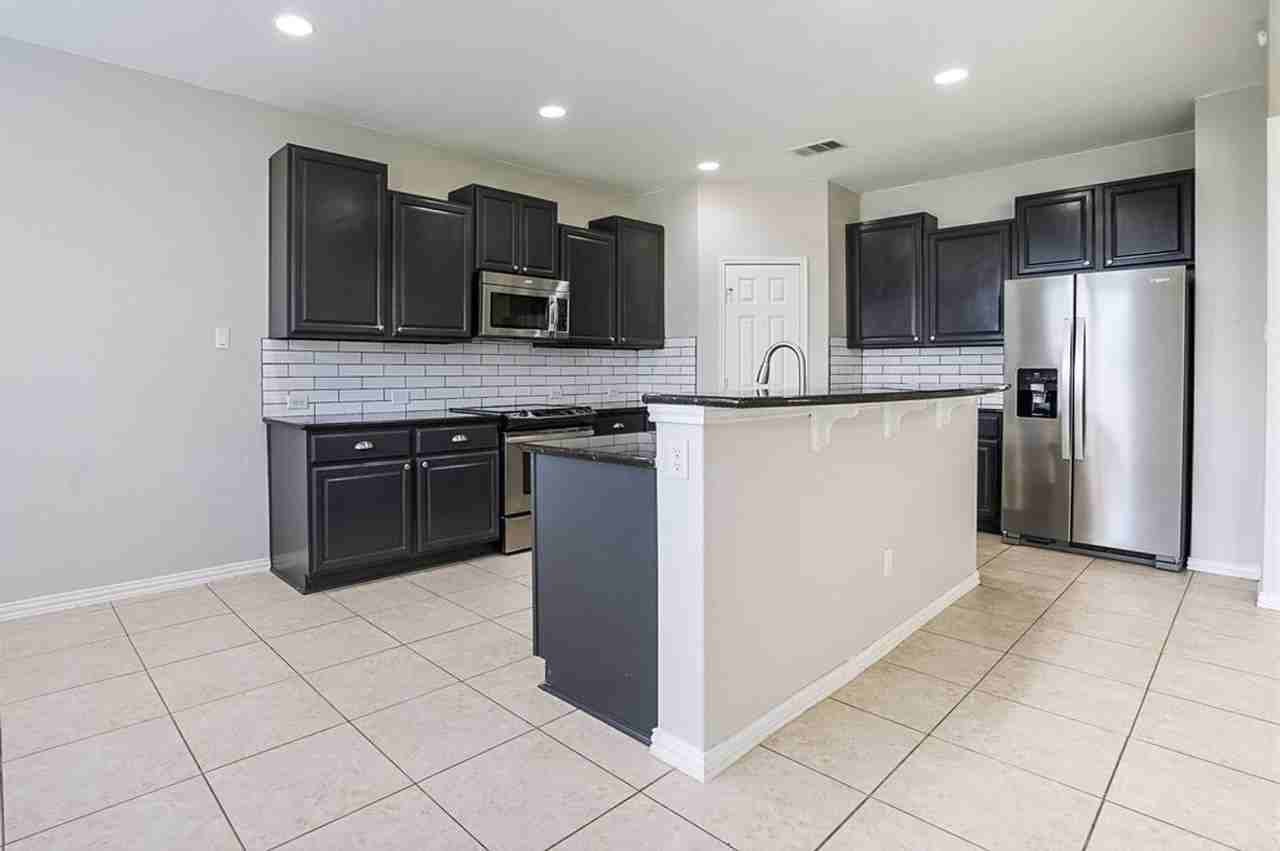 9925 Wading Pool Path - Photo 3 of 19