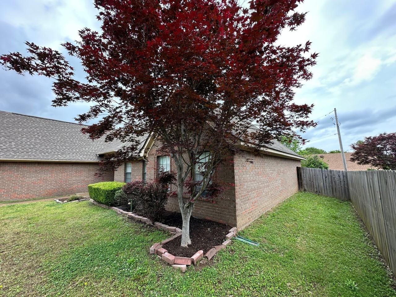 3778 Russell Hurst Dr W - Photo 2 of 22