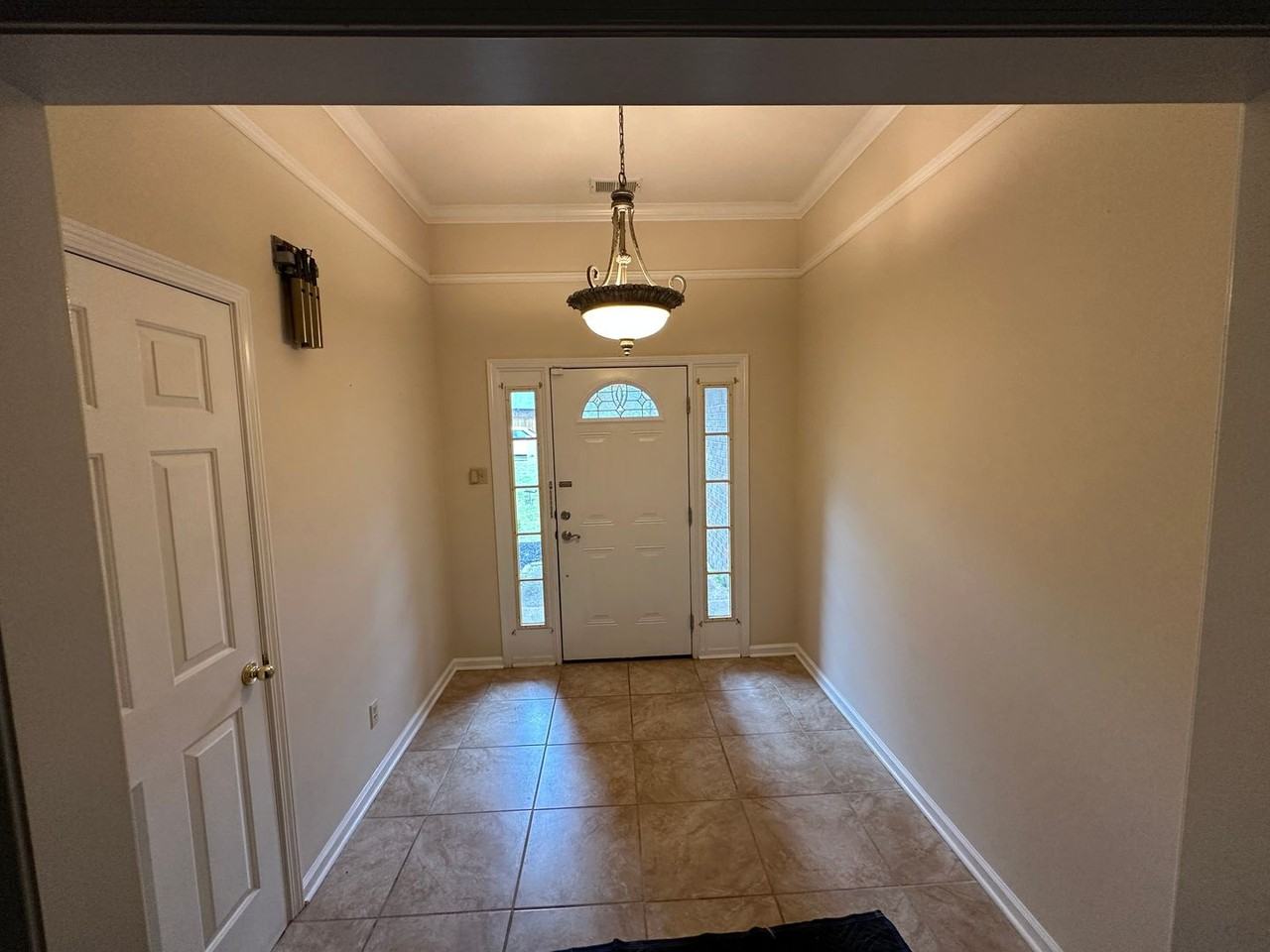 3778 Russell Hurst Dr W - Photo 3 of 22