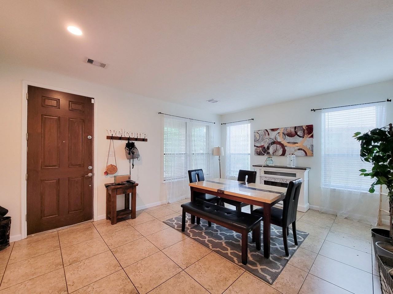 5046 Longlane Dr - Photo 7 of 40