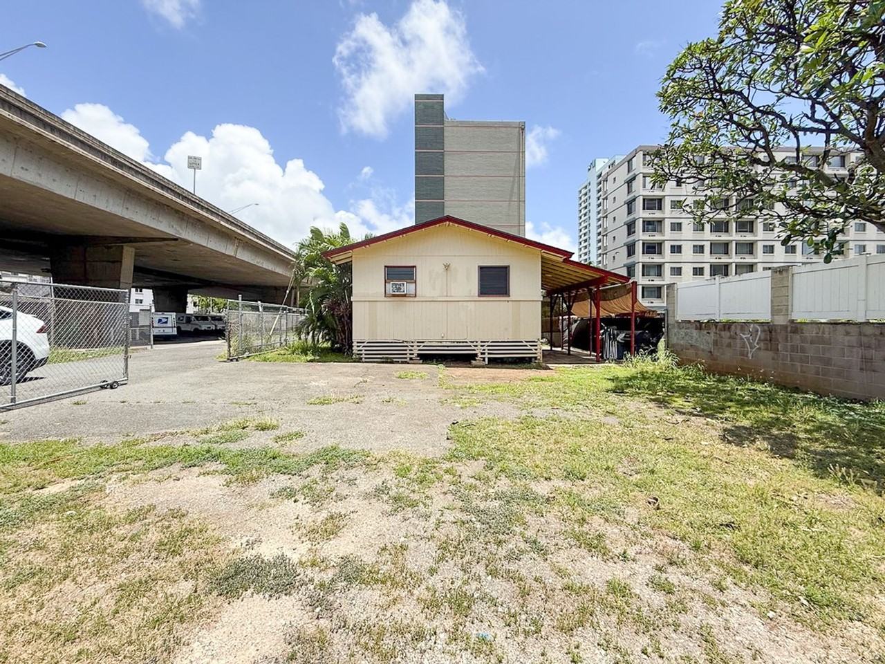 1139 Papaku Pl - Photo 7 of 9