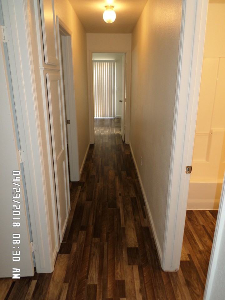 2240 W Buena Vista Ave - Photo 7 of 15