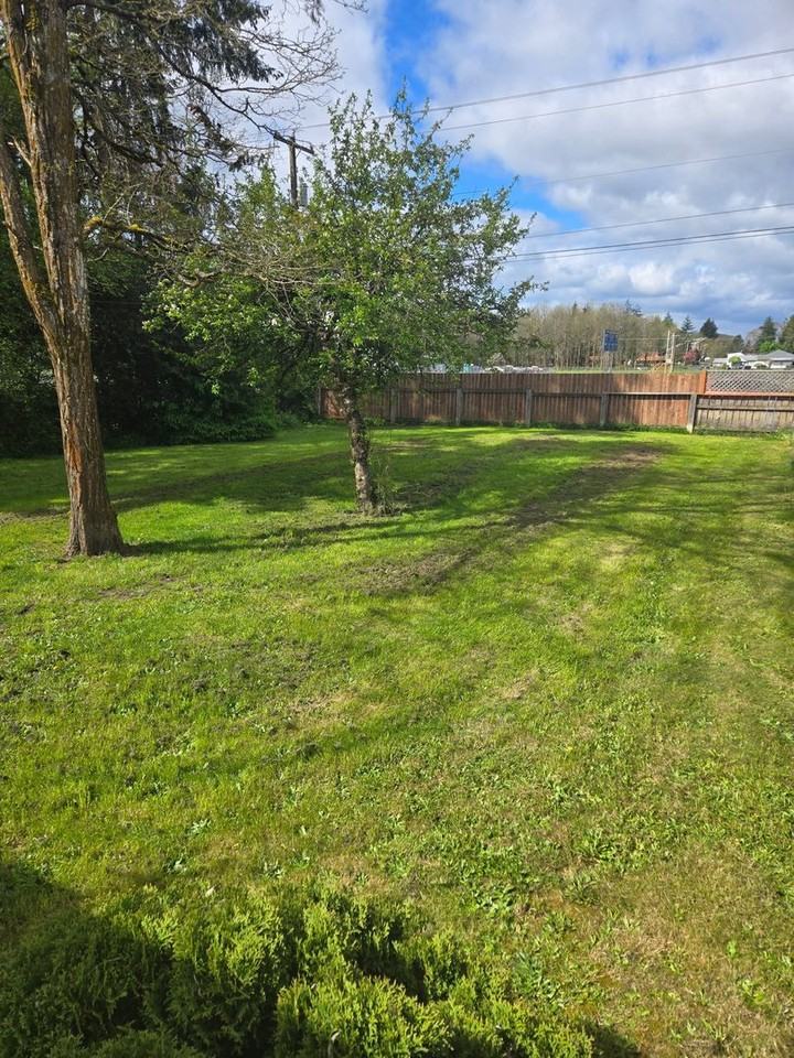 973 Sw 20th St - Photo 2 of 18