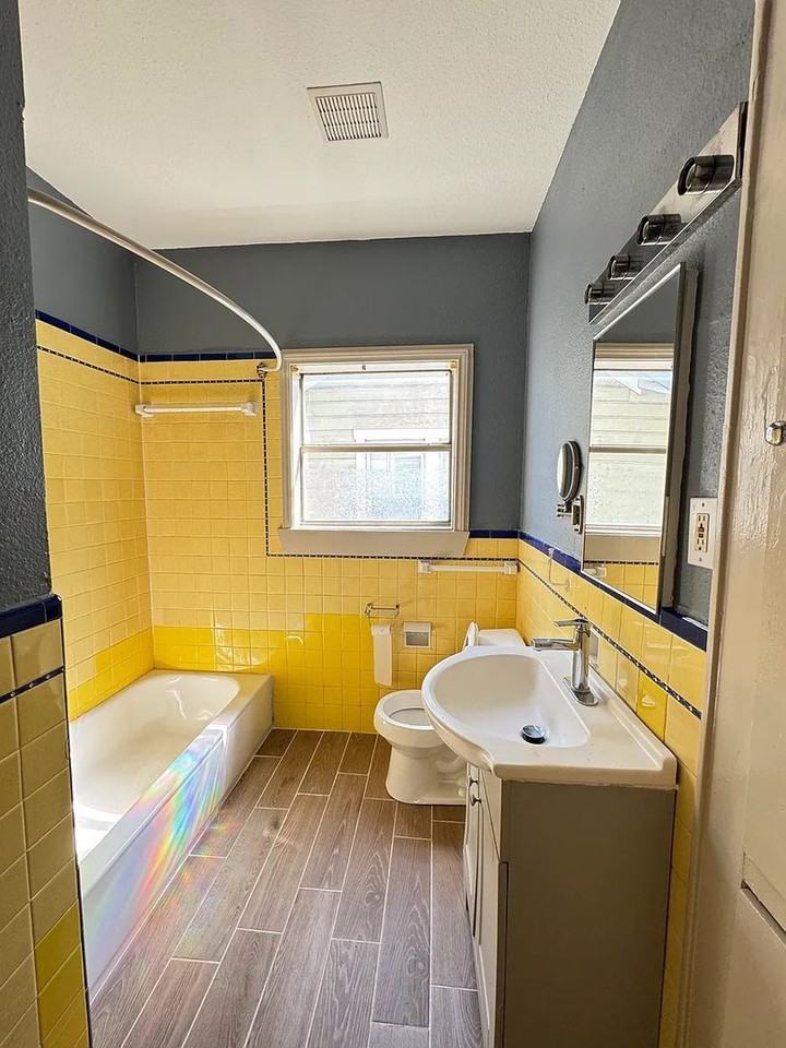 709 E Elmira St - Photo 7 of 16