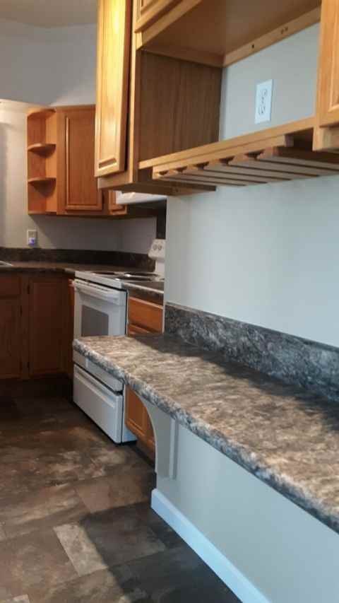 201 W 2nd St - Photo 2 of 7