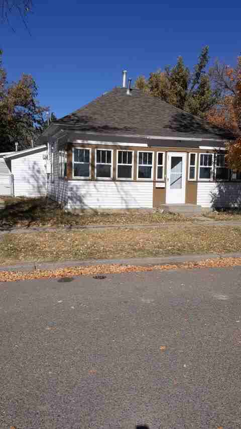 201 W 2nd St - Photo 7 of 7