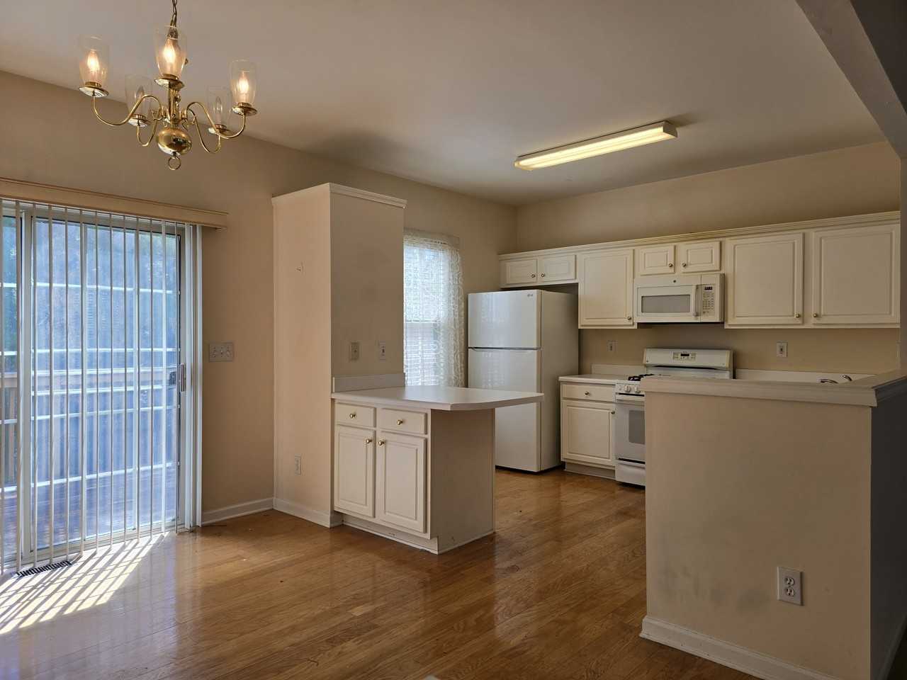 3954 Howell Park Rd #1 - Photo 7 of 7