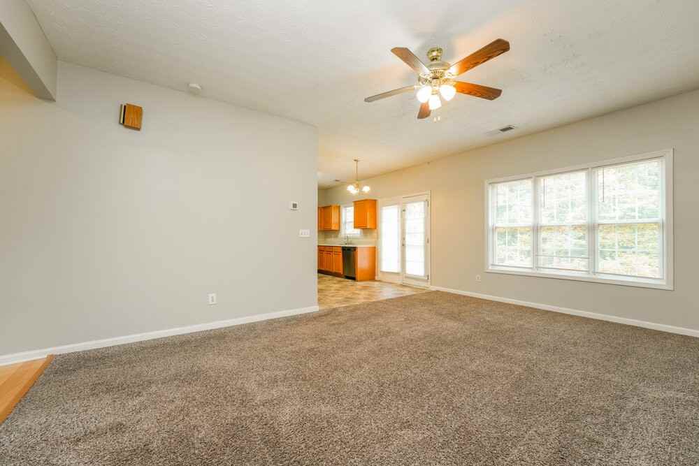 2217 Baker Carter Dr - Photo 5 of 17