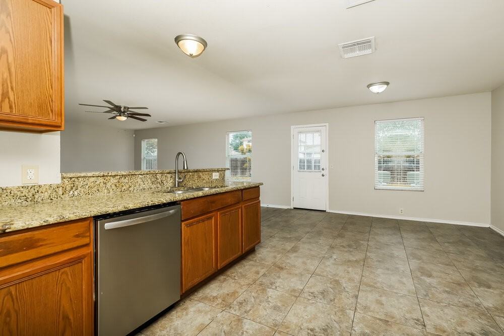 4934 Orchid Star - Photo 7 of 17