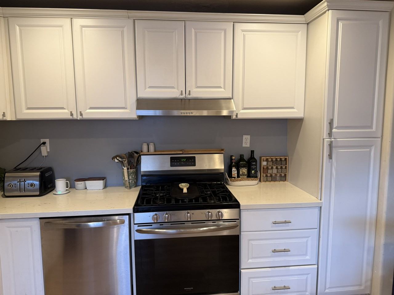 835 W Rosser St - Photo 3 of 12