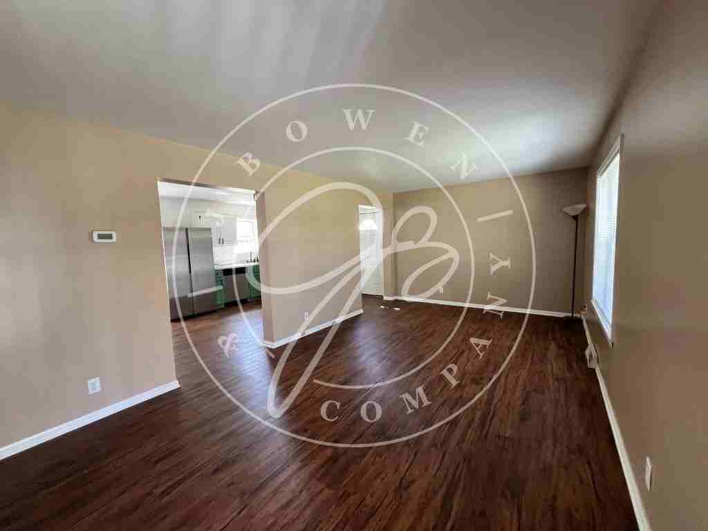 4441 Carl Dr - Photo 2 of 12