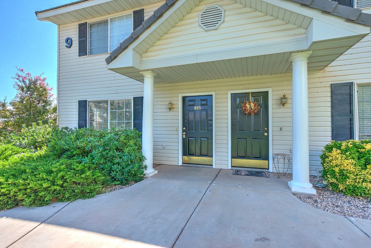 1735 W 540 N #905 - Photo 2 of 43