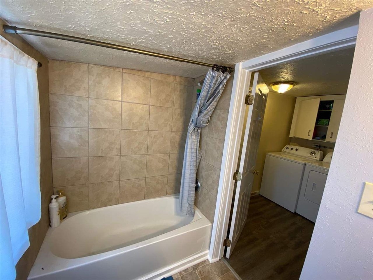 934 E Nora Ave - Photo 4 of 11