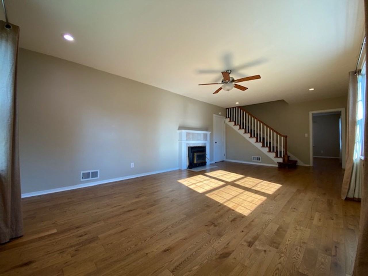 603 E 33rd Ave - Photo 3 of 18