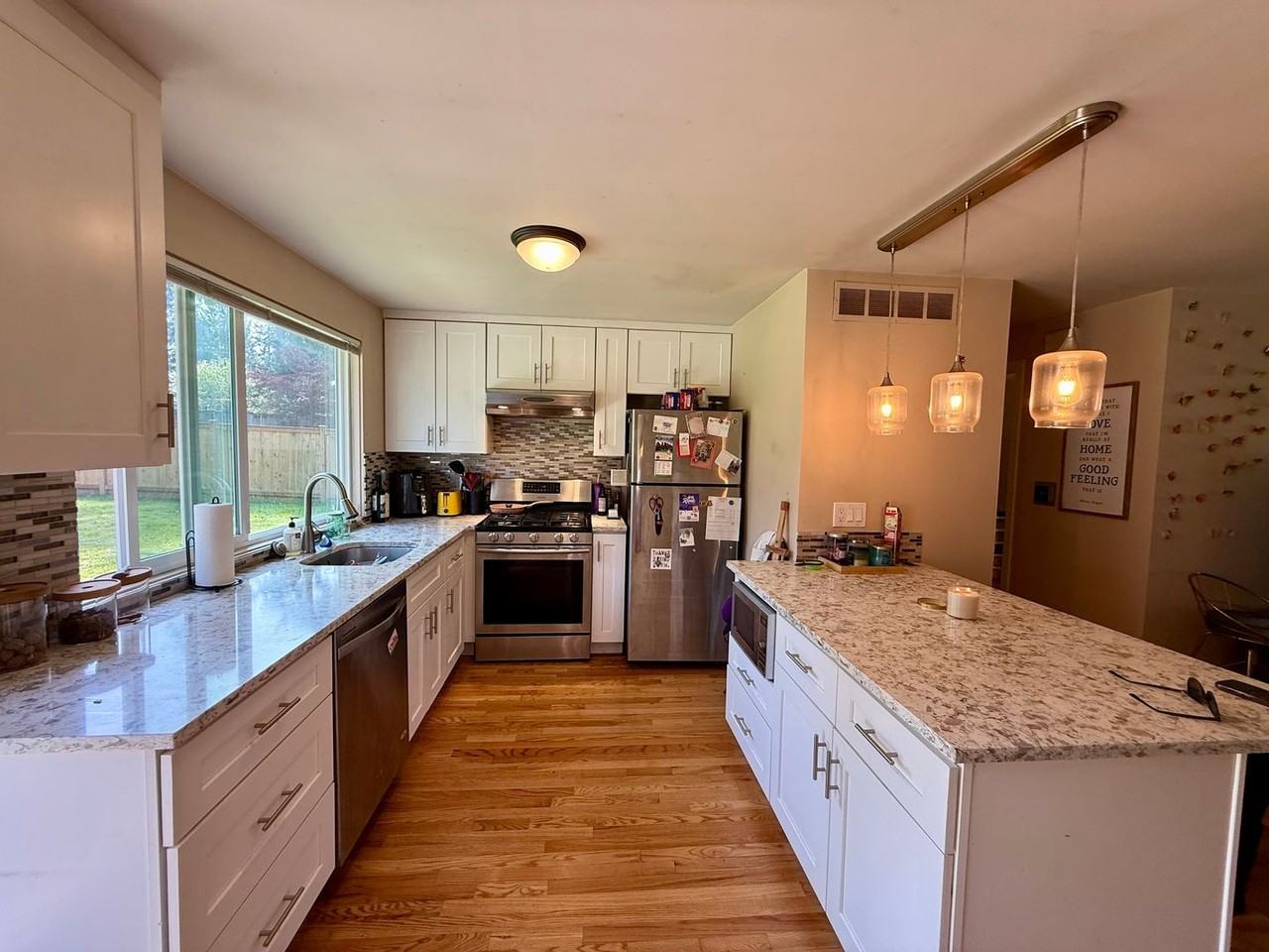 1004 165th Pl Ne - Photo 4 of 11