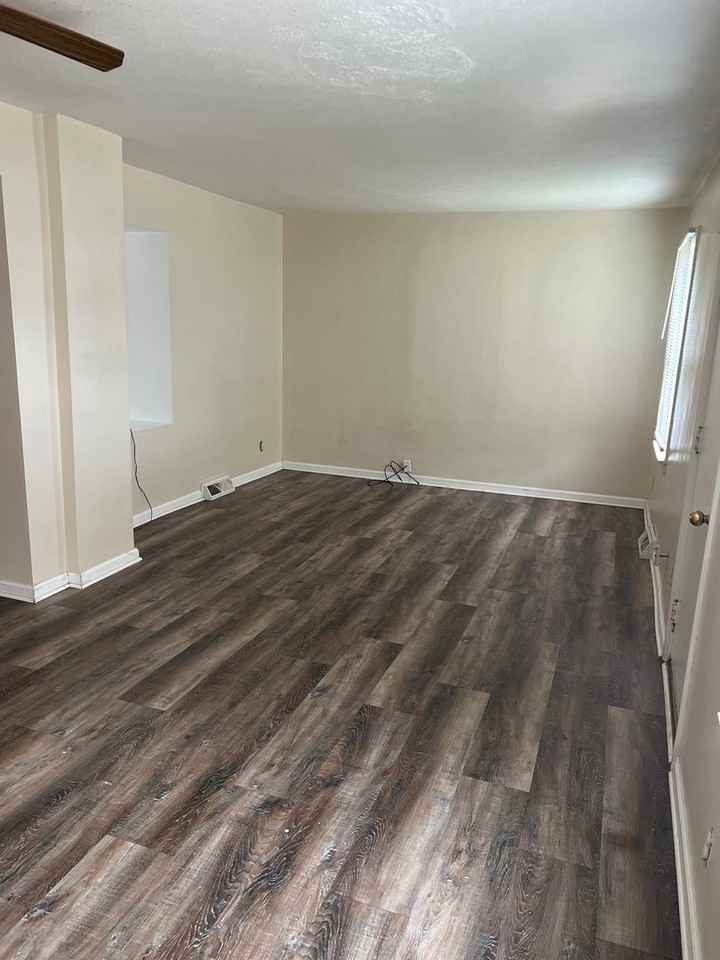 720 Kingsley Dr - Photo 2 of 13