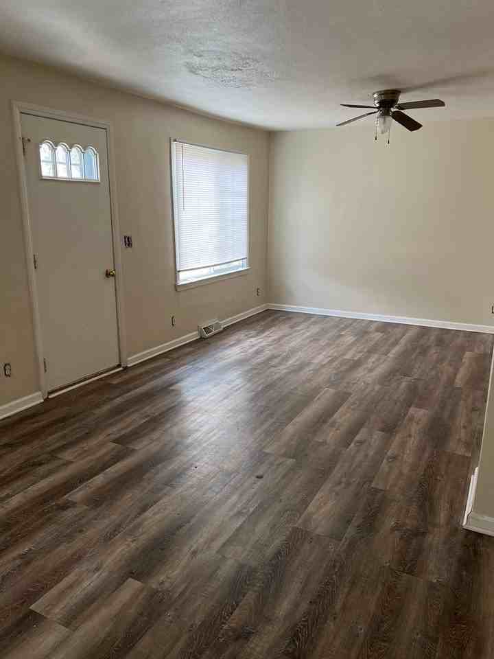 720 Kingsley Dr - Photo 3 of 13