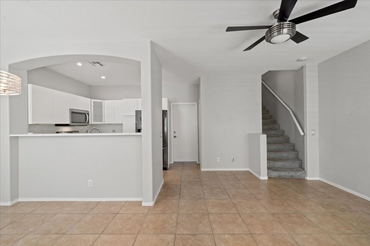 1200 Nevada Sky St - Photo 5 of 18