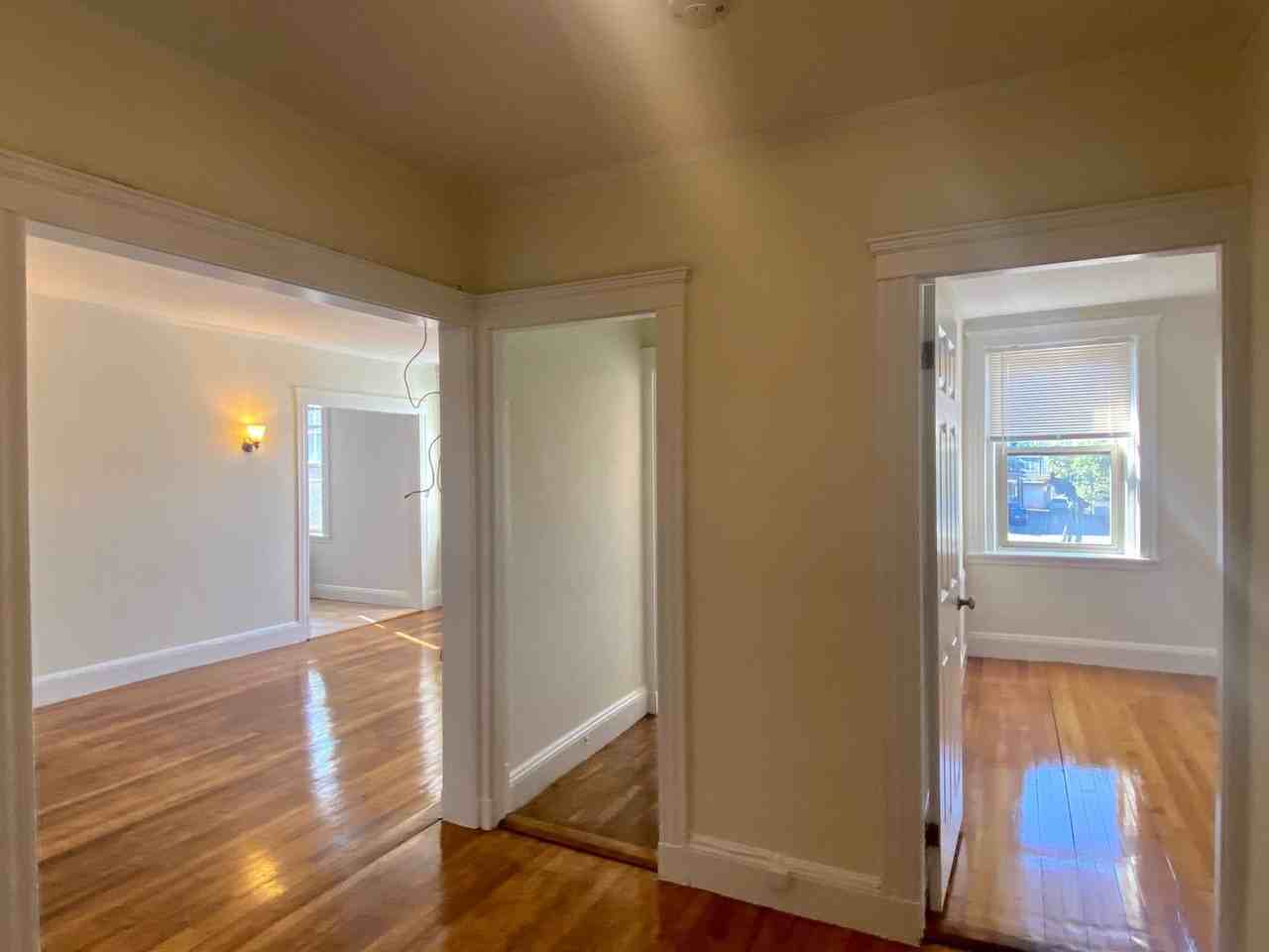 1822 Commonwealth Ave - Photo 2 of 26