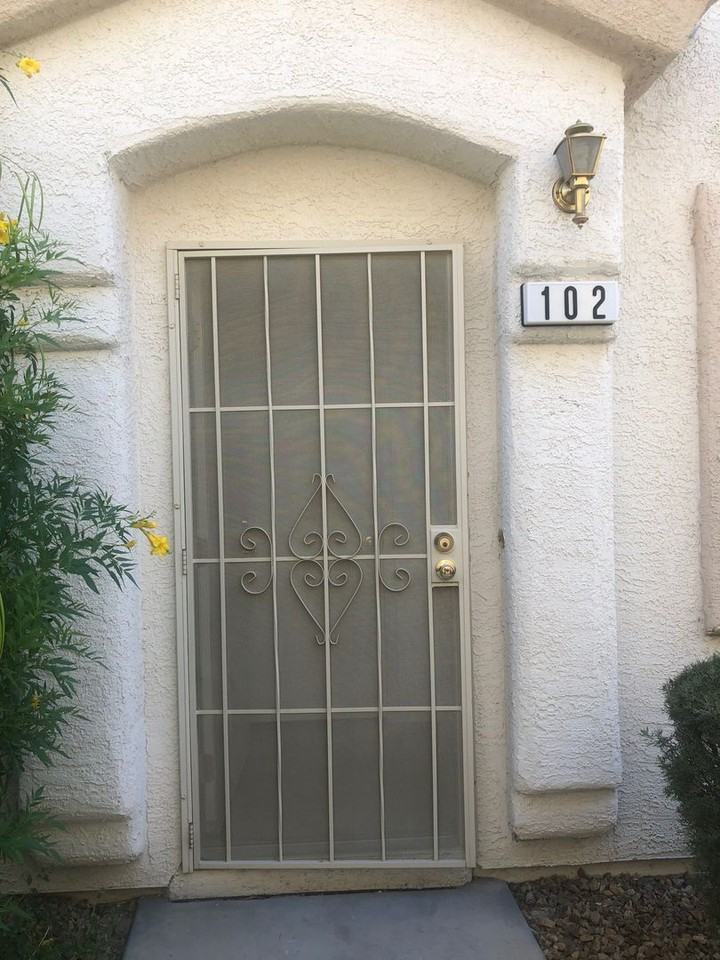 8745 Tomnitz Ave #102 - Photo 3 of 22