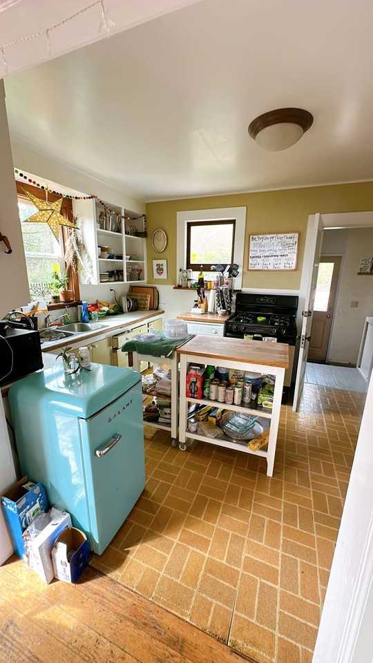 1100 21st St - Photo 7 of 36