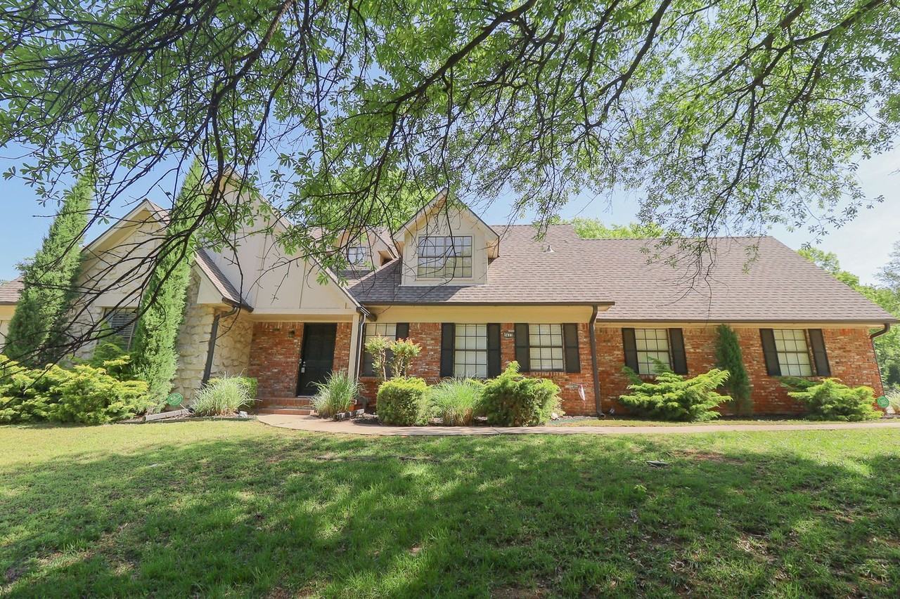 2623 East 71st Place - Photo 5 of 46