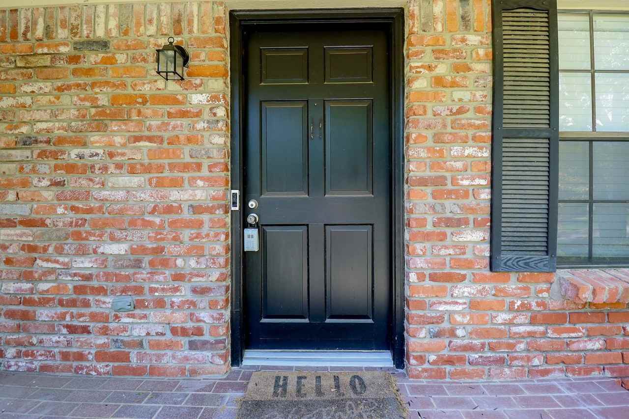 2623 East 71st Place - Photo 6 of 46