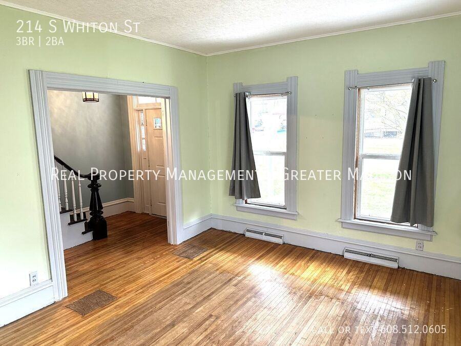 214 S Whiton St - Photo 3 of 31