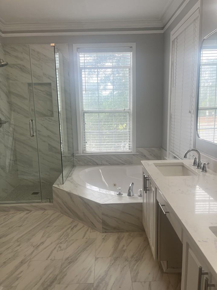 609 Mcgill Park Avenue Northeast #609 - Photo 5 of 28