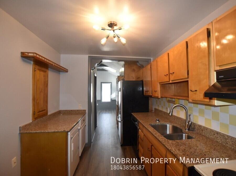 1804 Appomattox St - Photo 4 of 31