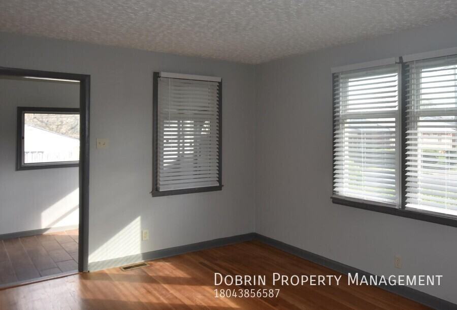 1804 Appomattox St - Photo 6 of 31