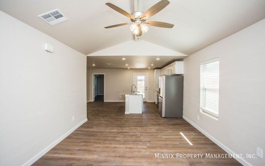 8001 Date Ave - Photo 3 of 5