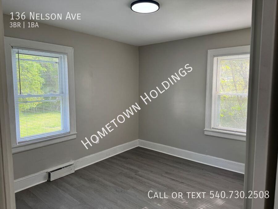 136 Nelson Ave - Photo 3 of 7