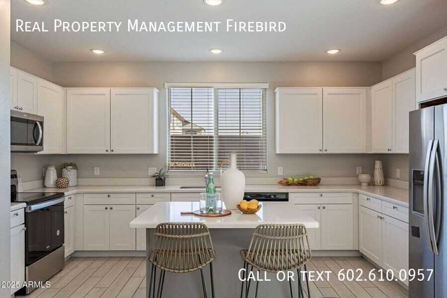 1080 S 151st Ln - Photo 2 of 20