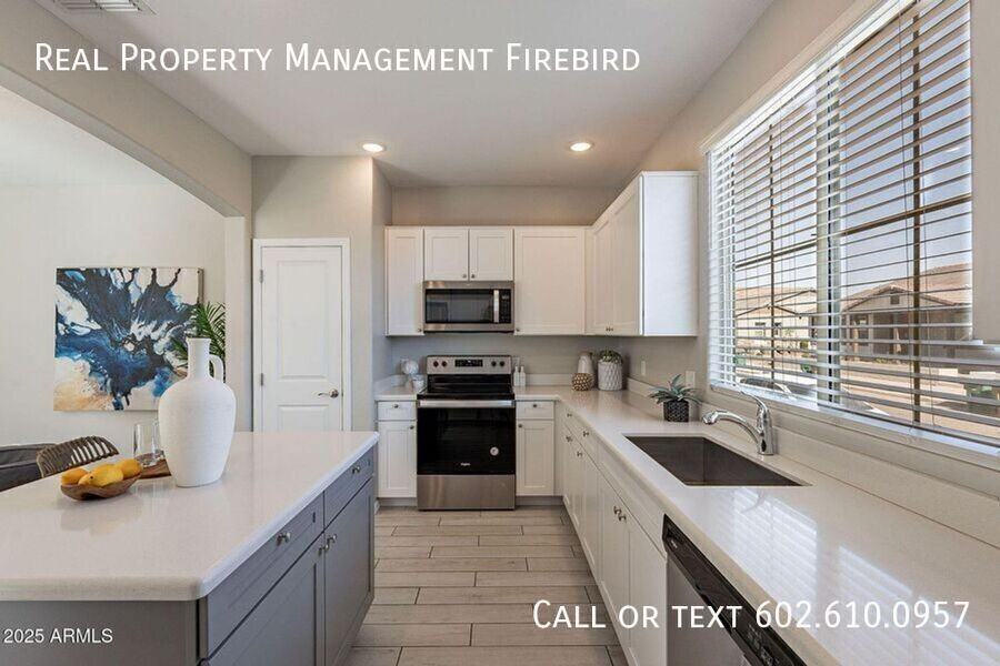 1080 S 151st Ln - Photo 3 of 20