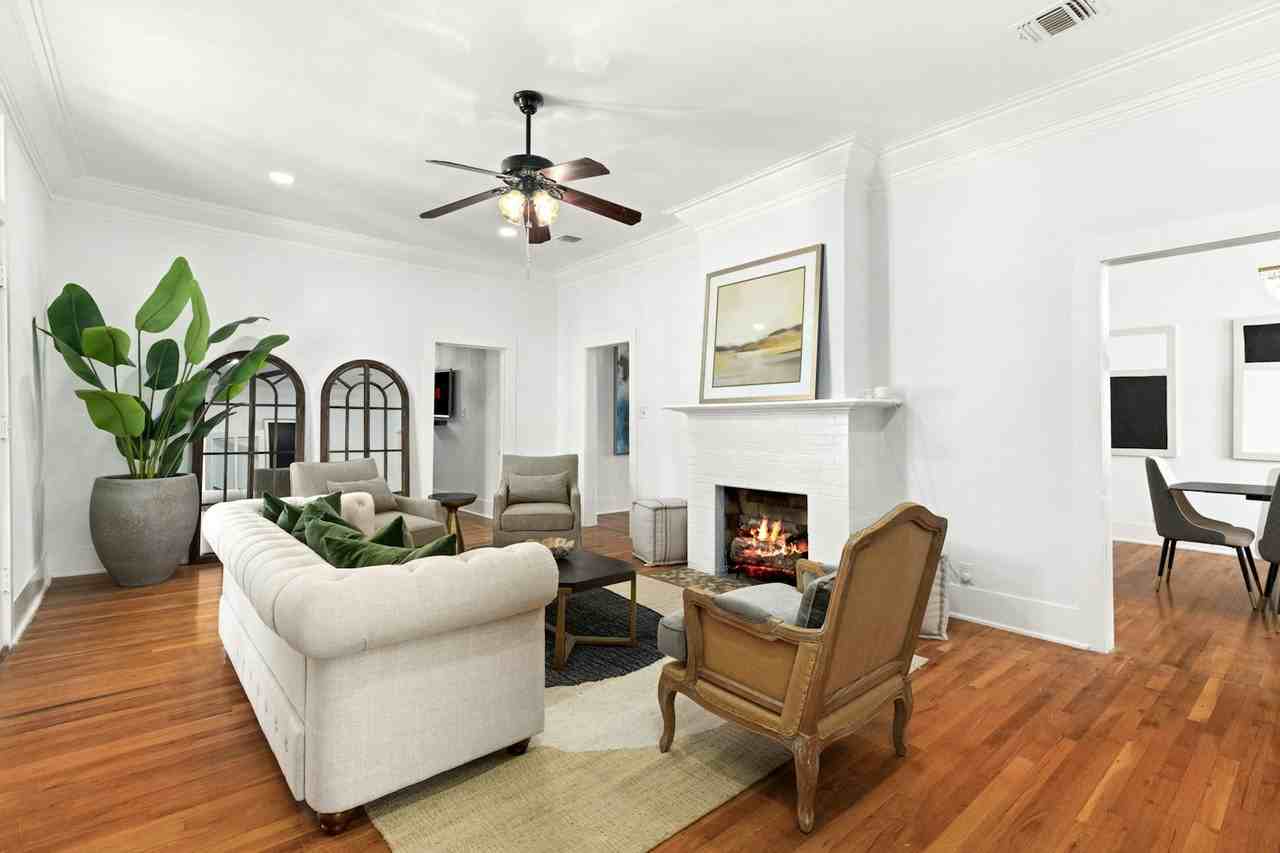 110 E Craig Pl unit 1 - Photo 5 of 14